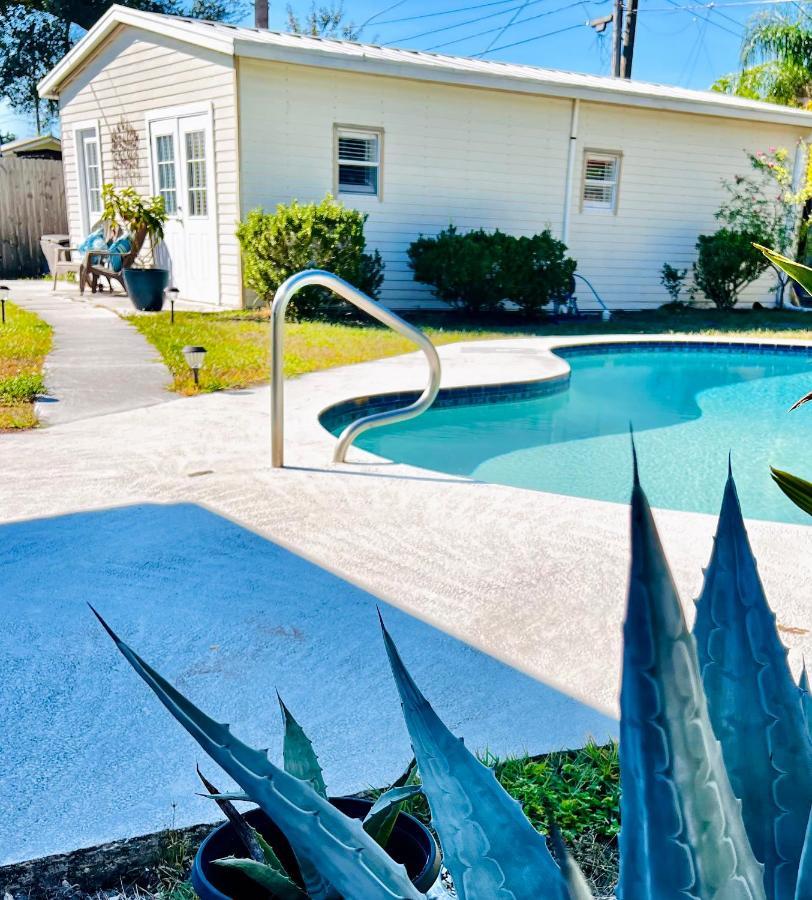 Paradise Hideaway Entire Guest Home Near Beach Clearwater Luaran gambar
